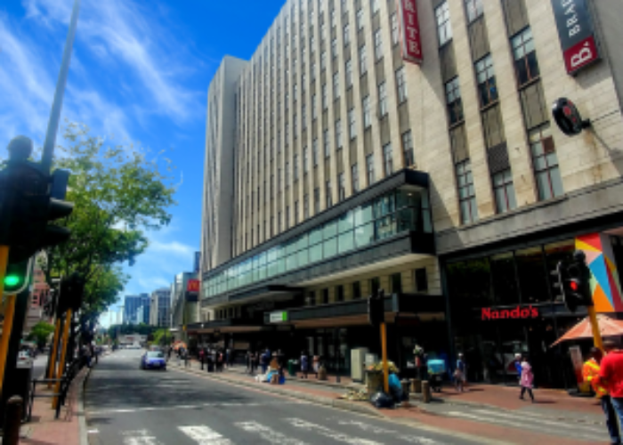 1,896 m² Office to Rent Cape Town CBD I 11 Adderley Street