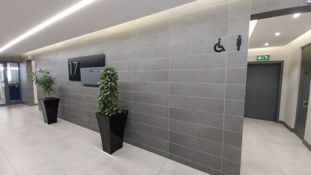 Office to Rent - 35 Lower Long Street