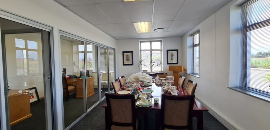 217 m² Office to Rent Century City