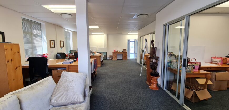 217 m² Office to Rent Century City
