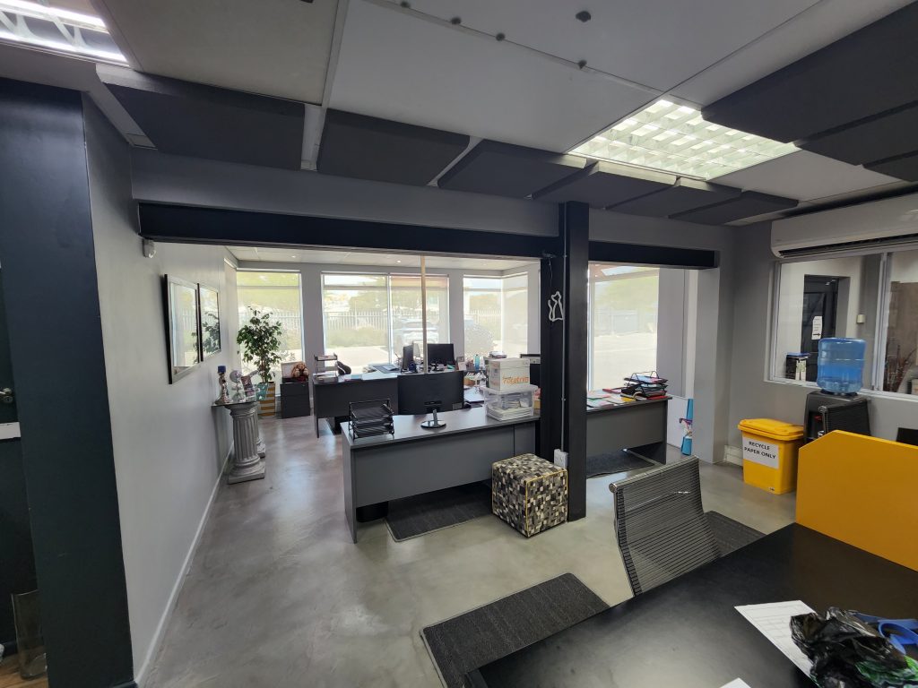 Warehouse for Sale Airprt Industria - 7 Falcon Crescent