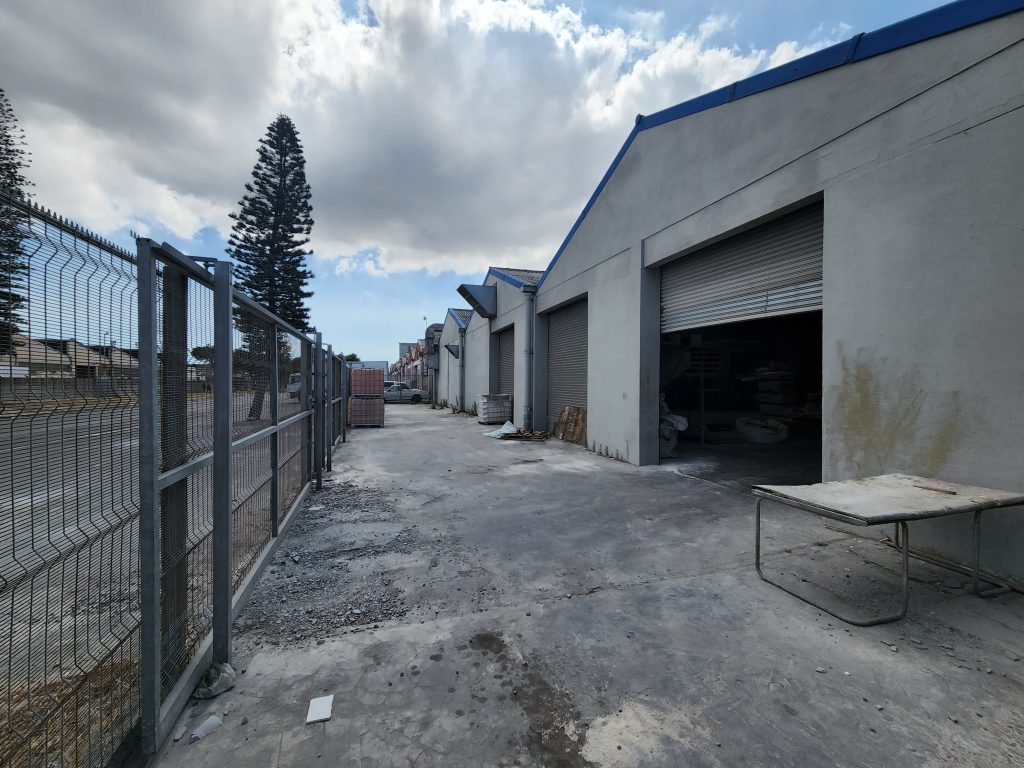 Warehouse to Rent Epping - 24 Gunners Circle
