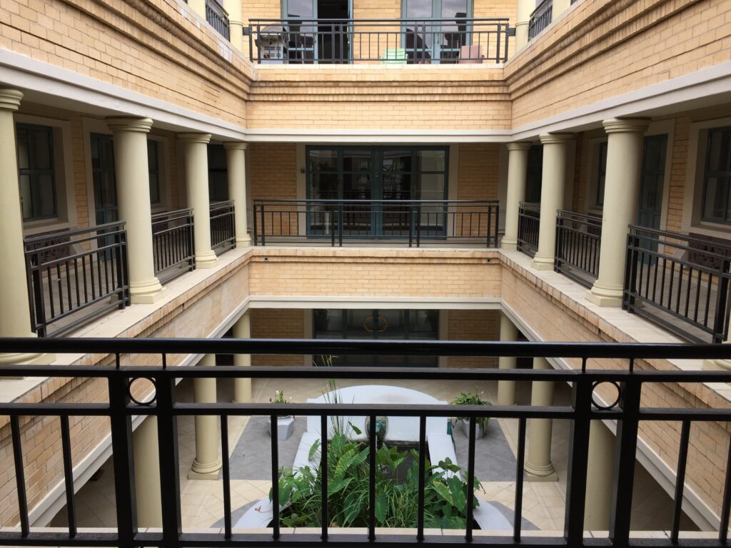 Office to Rent Century City - Waterford Place