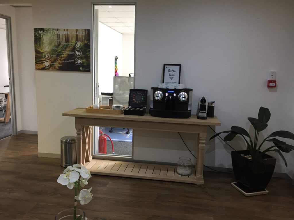Office to Rent Century City - Waterford Place