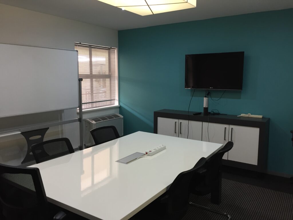 Office to Rent Century City - Waterford Place