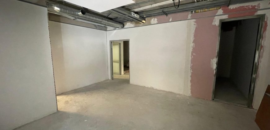 454 m² Office To Rent Waterford House