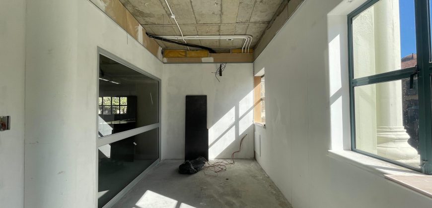 454 m² Office To Rent Waterford House