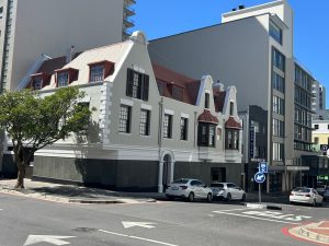 300 m² Office to Rent Cape Town City Center