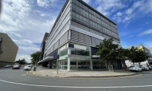 1,843 m² Showroom to Rent Foreshore