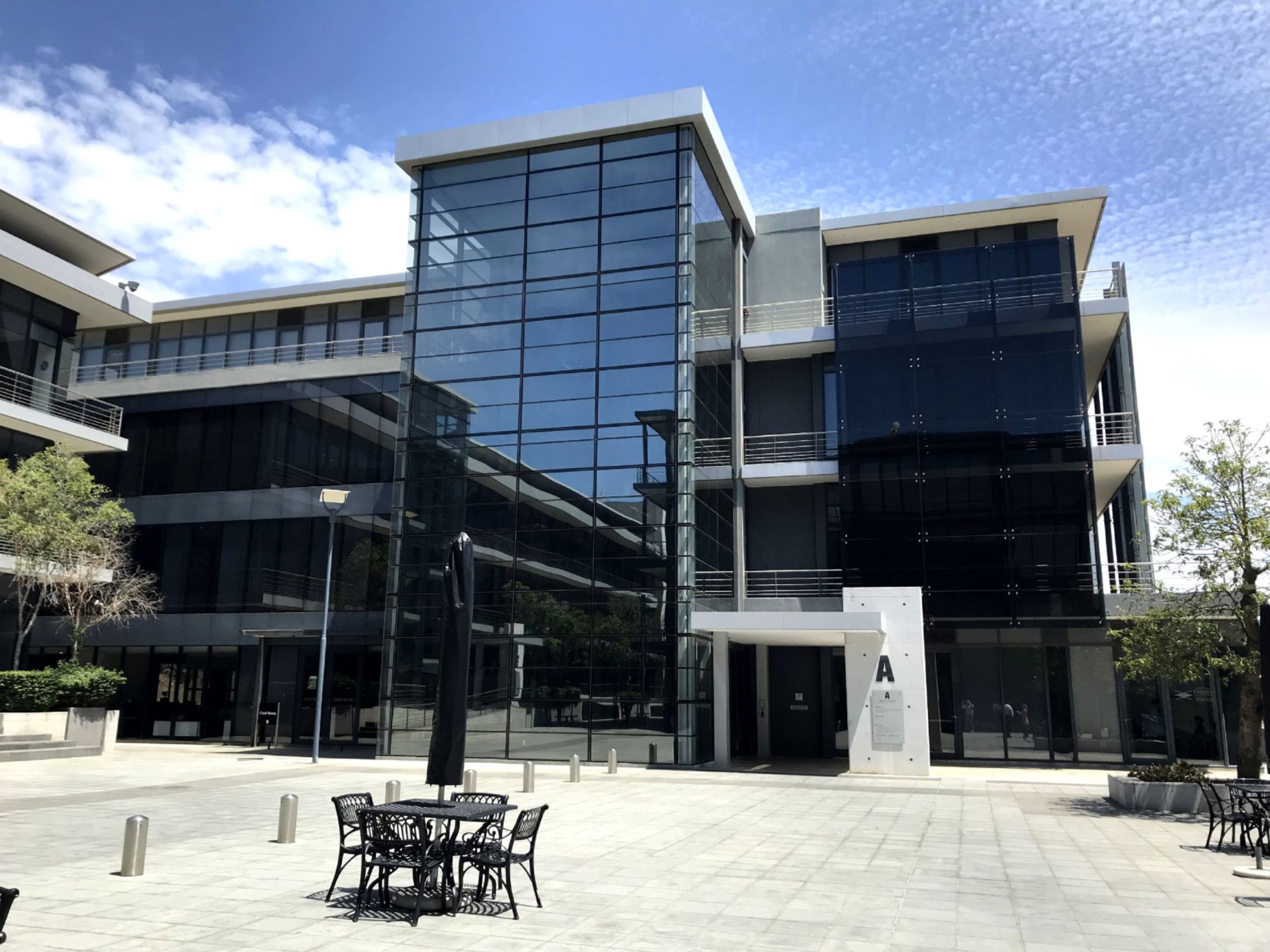 246 m² Office to Rent The Boulevard