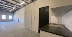 158 m² Warehouse to Rent Montague Gardens