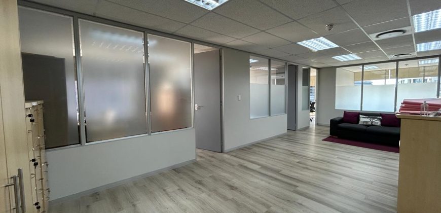 105 m² Office to Rent Cape Town CBD