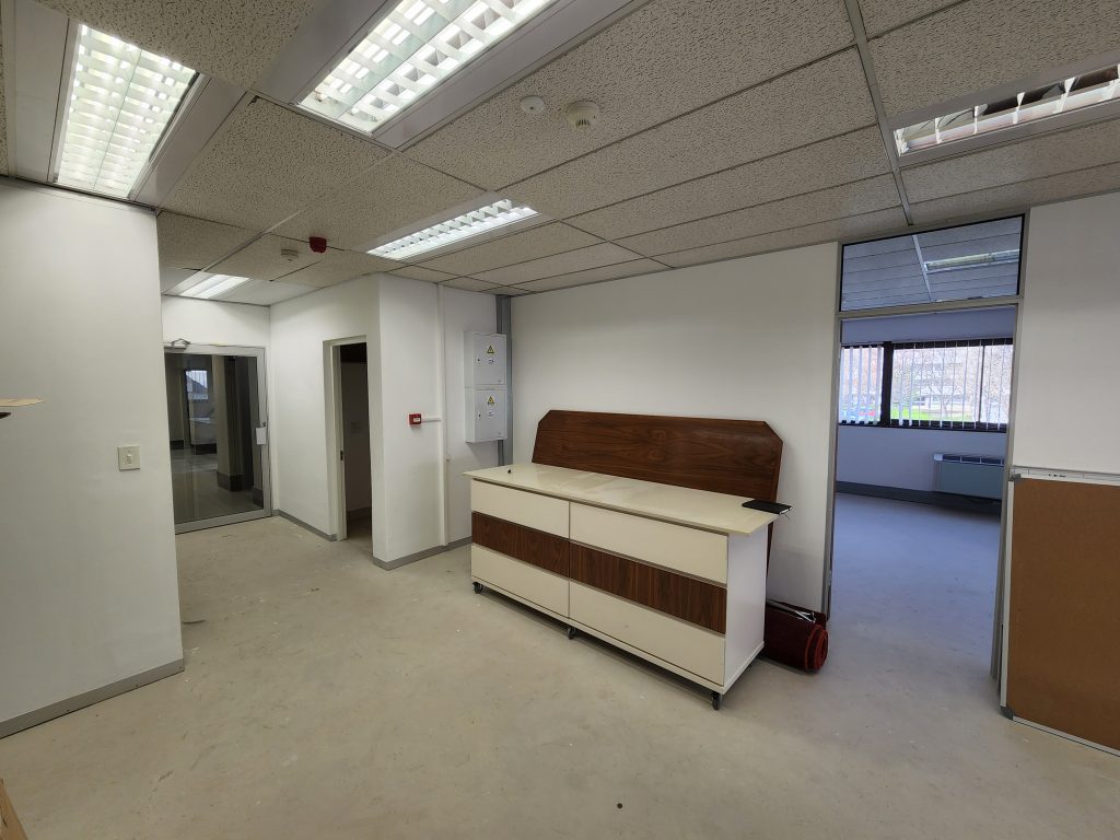 Office to Rent Pinelands - Golf Park