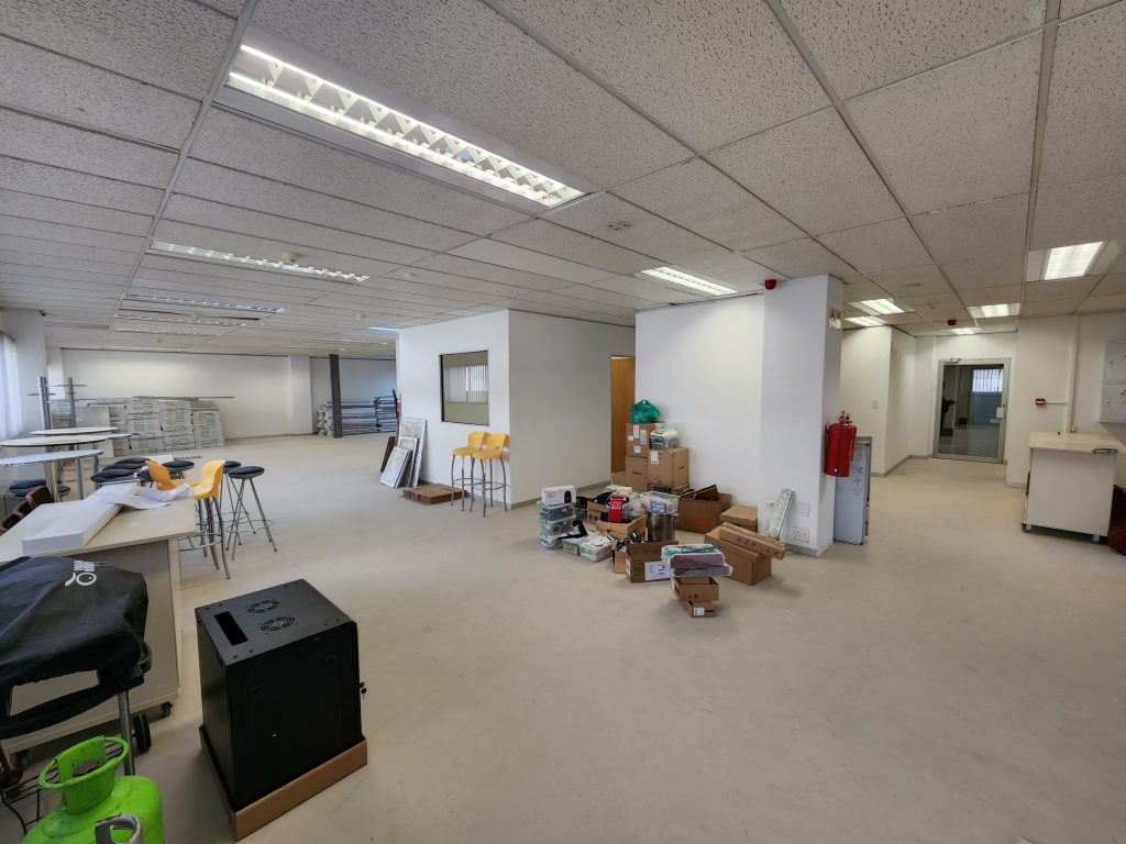 Office to Rent Pinelands - Golf Park