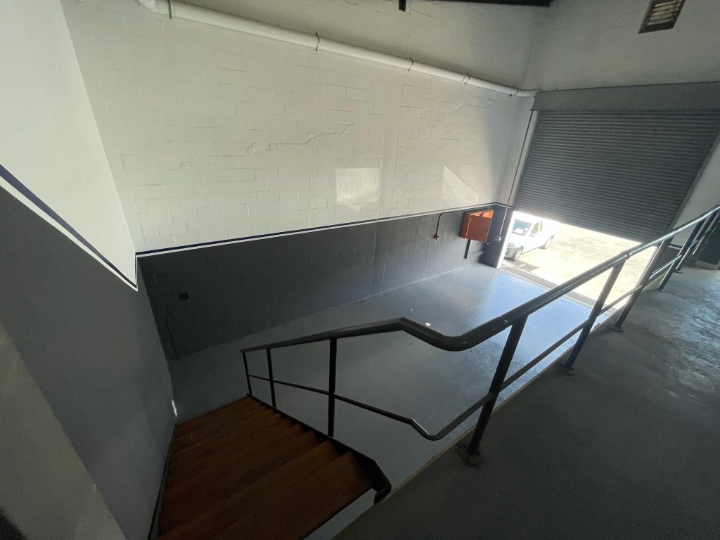 Warehouse to Rent Montague Gardens