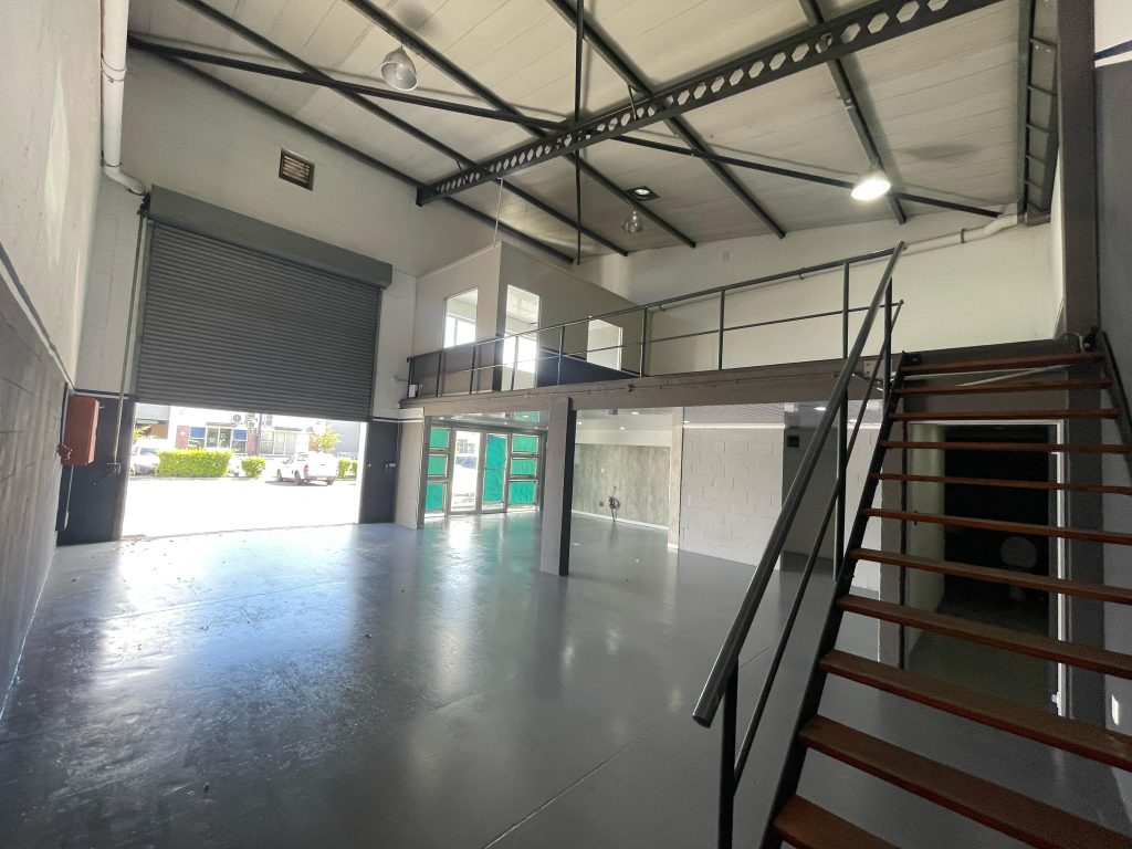 Warehouse to Rent Montague Gardens