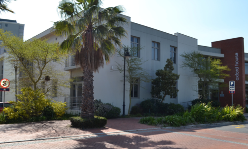 121 m² Office to Rent Oxford House
