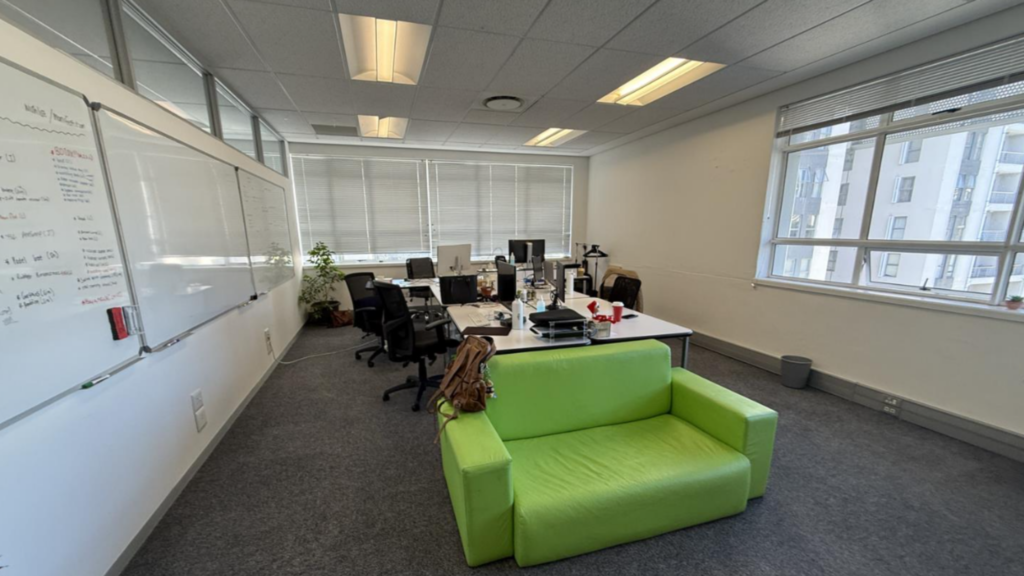 Office to Rent Claremont - Grove Exchange