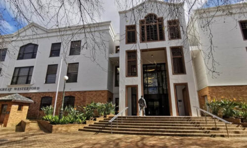 760 m² Office to Rent Great Westerford