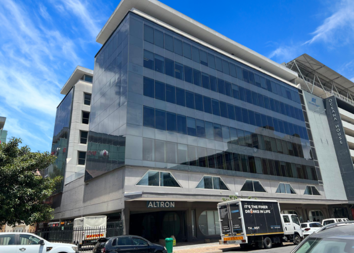 6,048 m² Office to Rent Foreshore