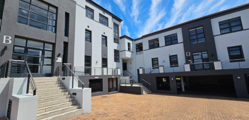 202 m² Office to Rent Century City