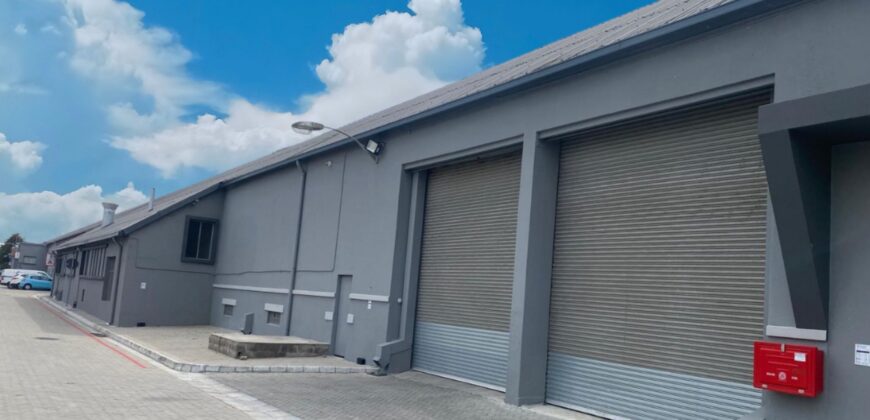2,084 m² Warehouse to Rent Blackheath Industria