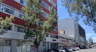 888 m² Showroom to Rent