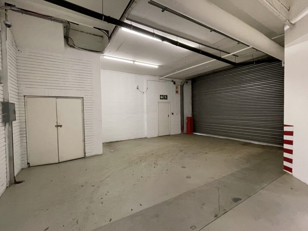 Retail Showroom to Rent Cape Town