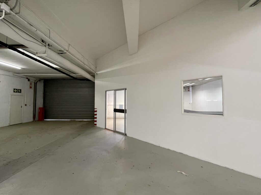 Retail Showroom to Rent Cape Town
