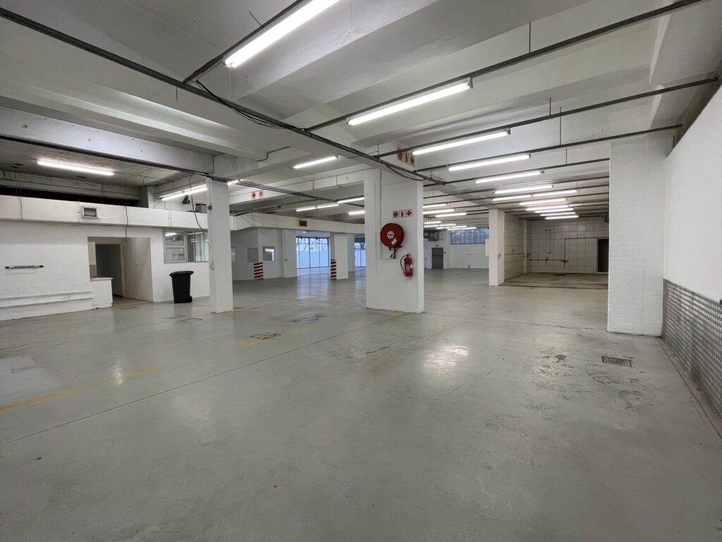 Retail Showroom to Rent Cape Town