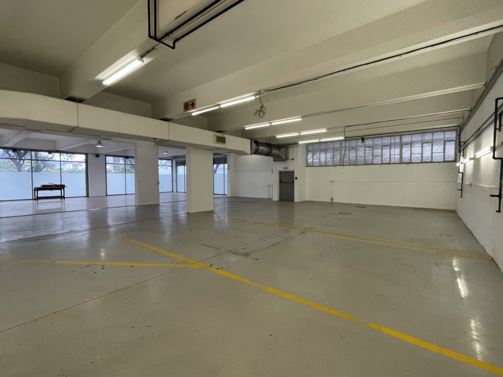 Retail Showroom to Rent Cape Town