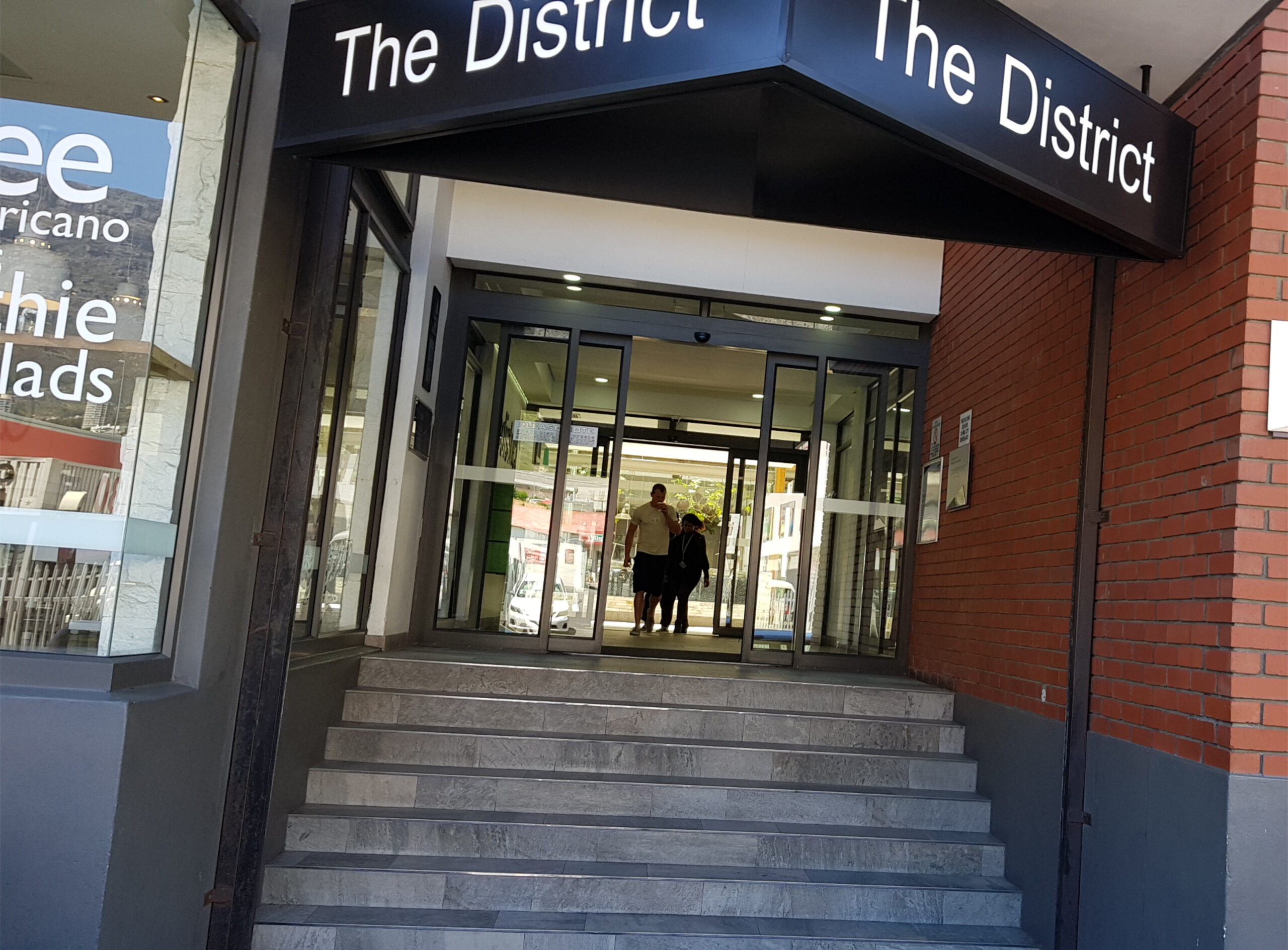 121 m² Office to Rent Woodstock