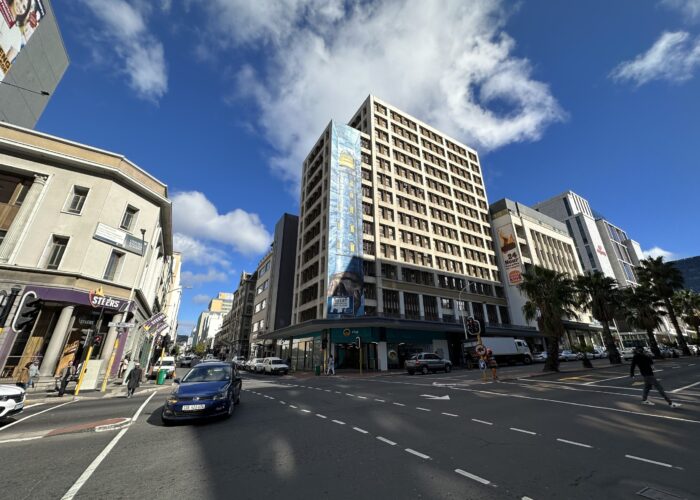 495 m² Office to Rent Cape Town City Center