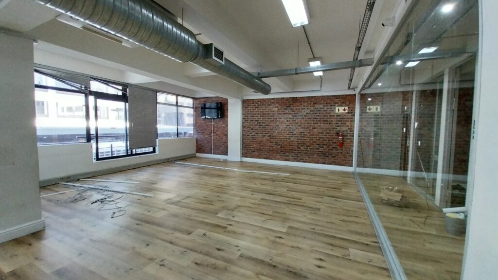4 Loop Street