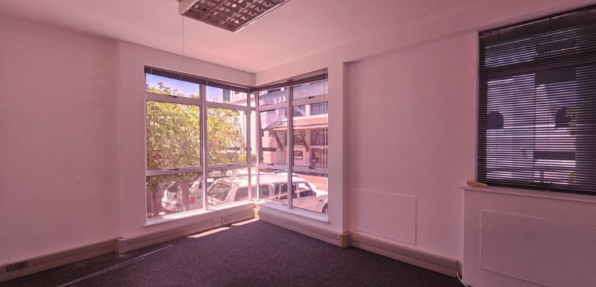 352 m² Office to Rent Century City