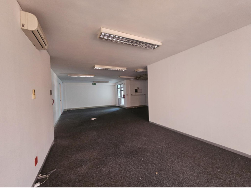 Office to Rent Century Square