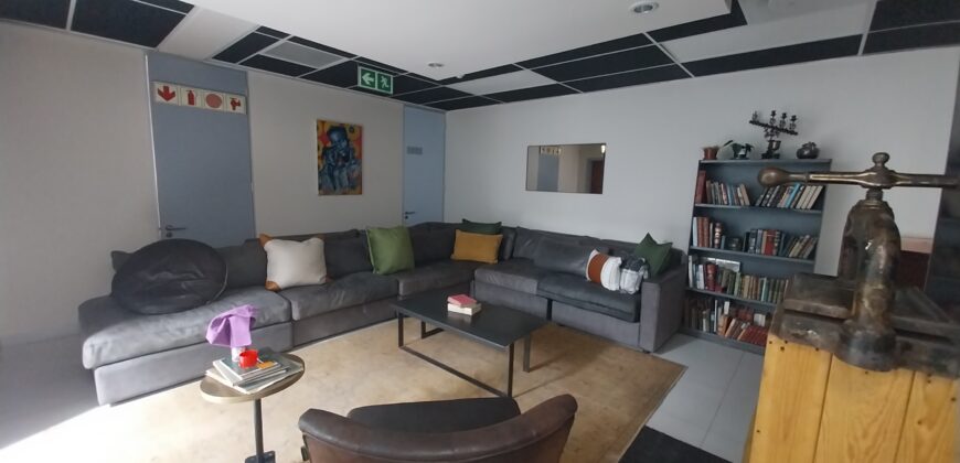 597 m² Office to Rent Claremont