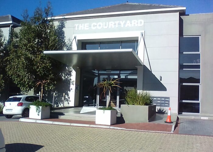 221 m² Office to Rent Century City