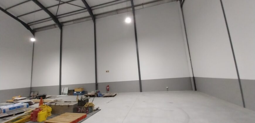 435 m² Warehouse to Rent Stikland