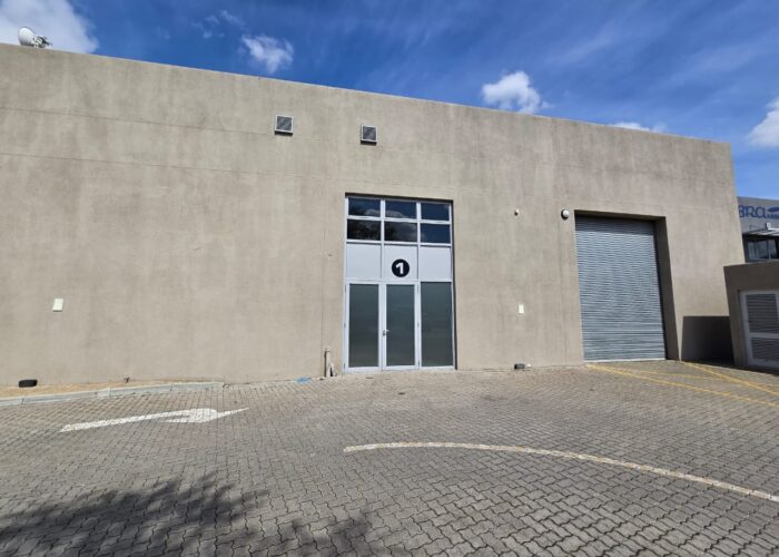 316 m² Warehouse to Rent Brackenfell Industria