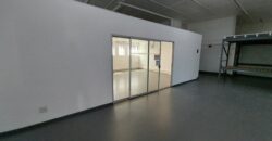 945 m² Warehouse to Rent Observatory