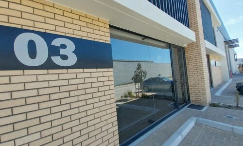 529 m² Warehouse to Rent Stikland