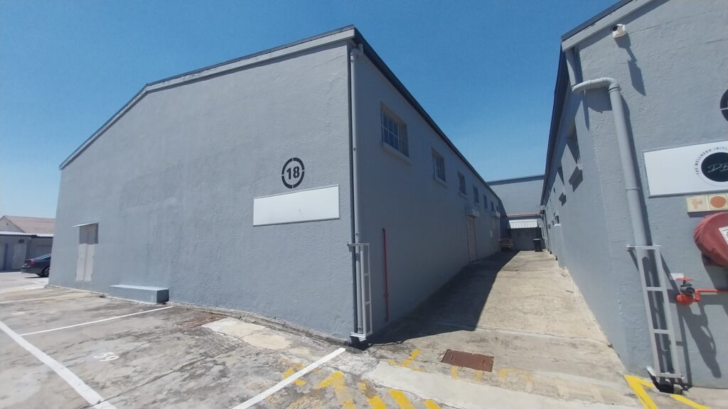 Hangar 17