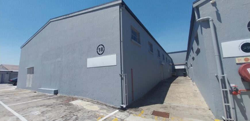 423 m² Warehouse to Rent Maitland