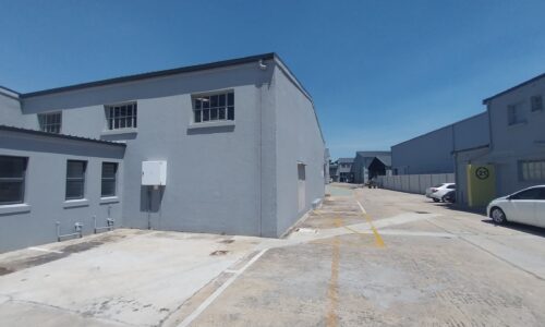 423 m² Warehouse to Rent Maitland