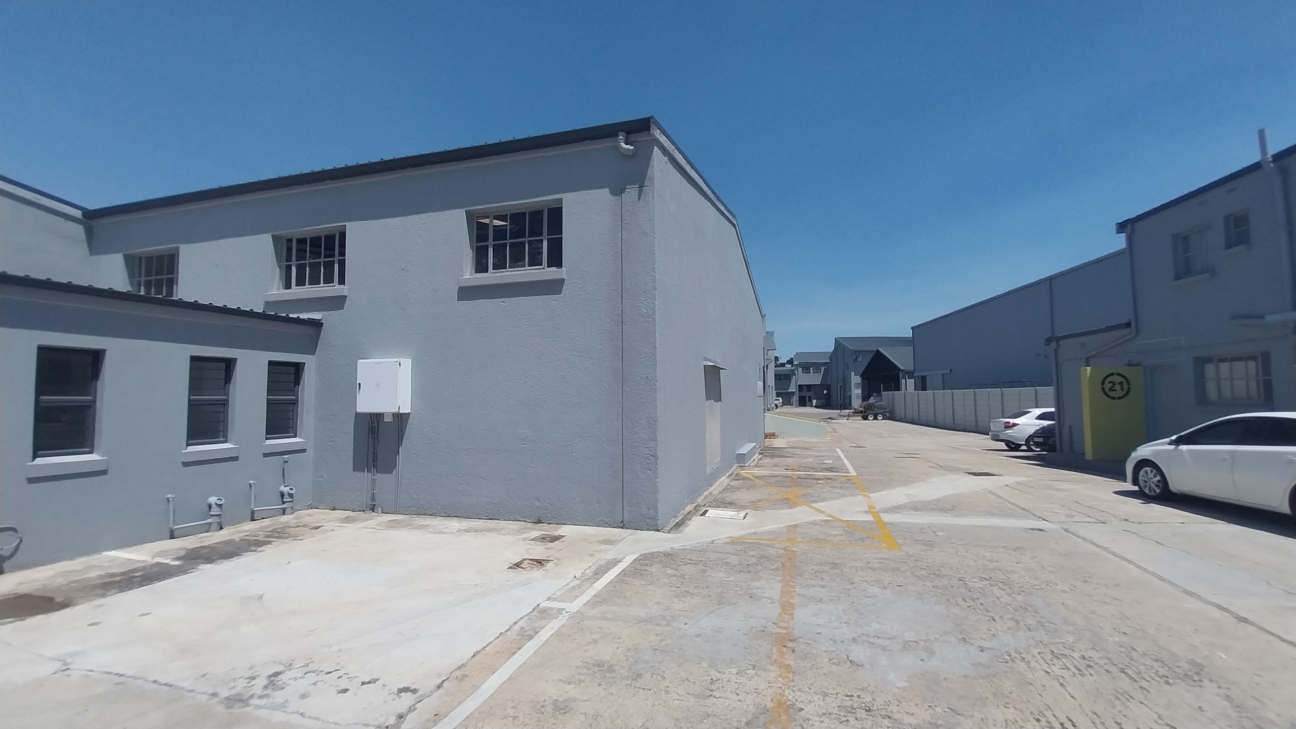 423 m² Warehouse to Rent Maitland