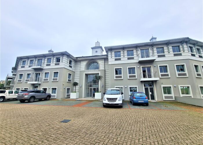 186 m² Office to Rent Century City