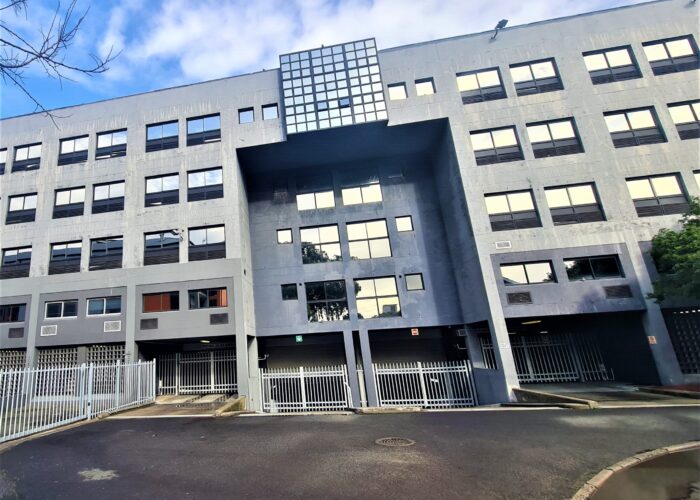 2,943 m² Office to Rent Bellville