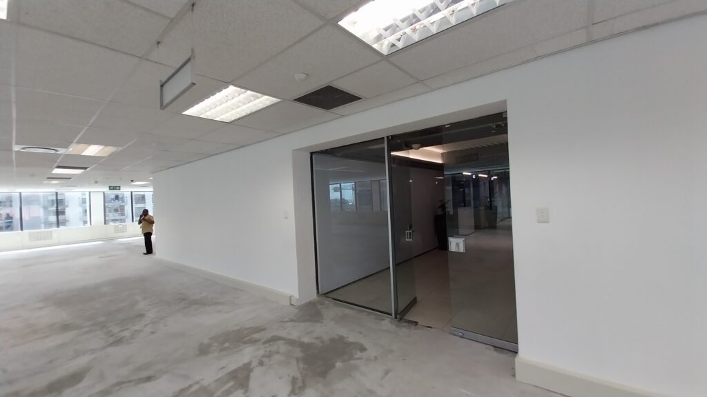 Office to Rent 2 Long Street