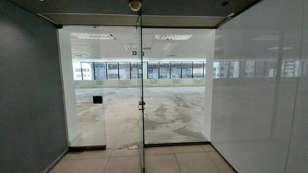 Office to Rent 2 Long Street